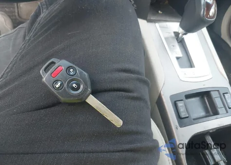 2013 Subaru Legacy 2.5I Limited z USA, uszkodzony, nr VIN 4S3BMBP61D3005389